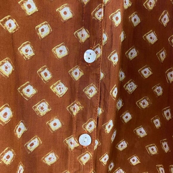 Maison Hotel Ziggy Boho Blouse in Bandhani Spring Pattern - Picture 5 of 7